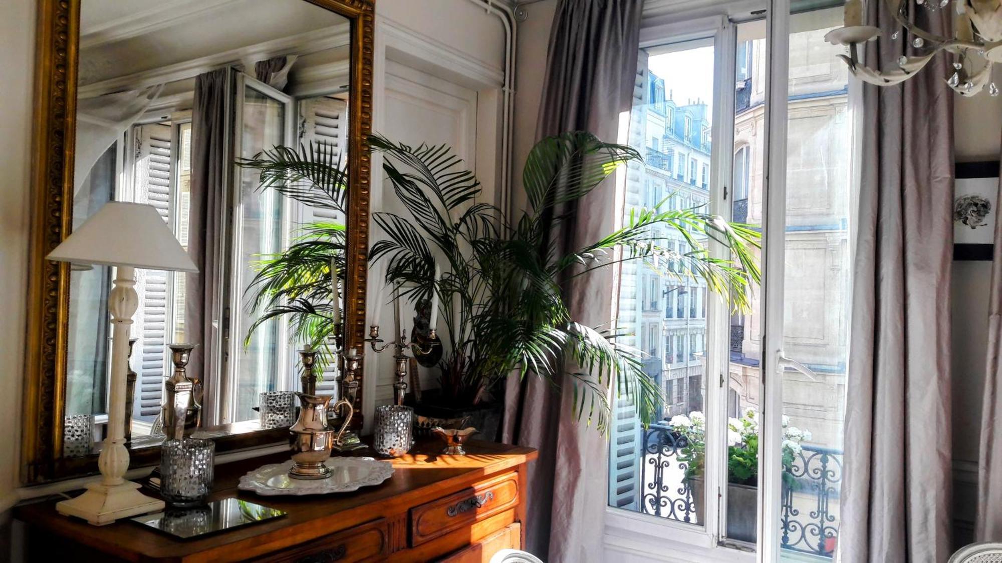 Apartment Plein Centre Et Lumineux Paris